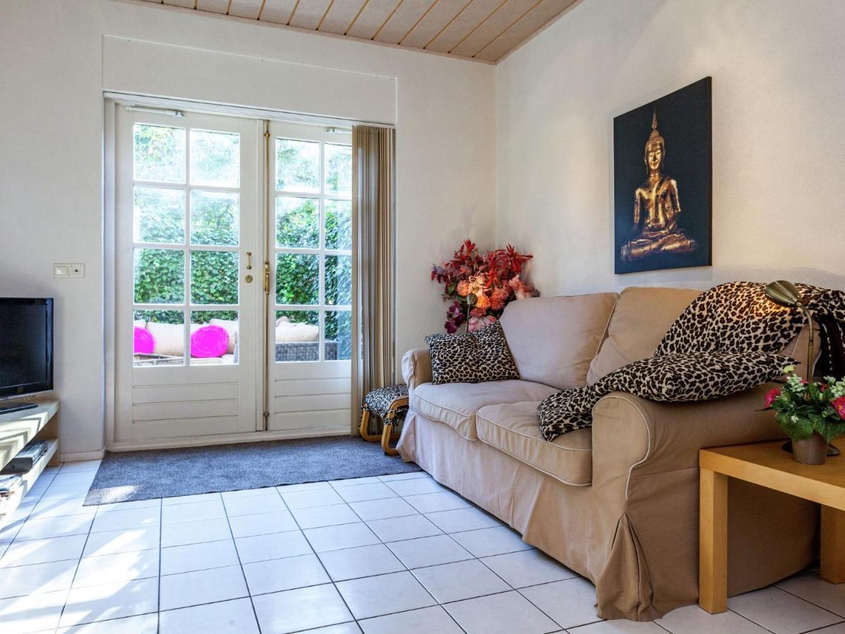 Comfortable Apartment In A Quiet Area Oostkapelle Exterior photo